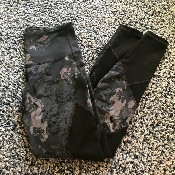 Old Navy Pants - 3 for 15$ Sale! Old Navy Workout Leggings